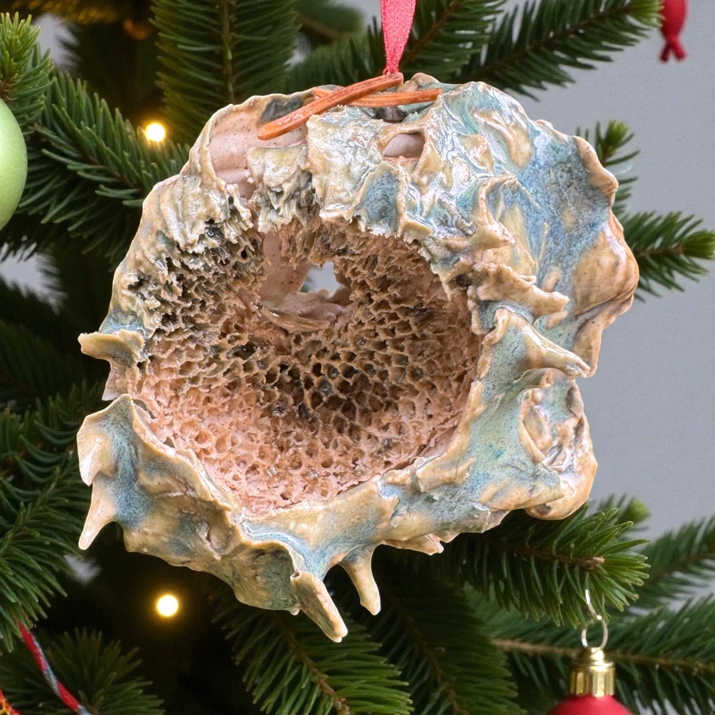 Floral Holiday Ornaments // Real Flower Designs - 23 Pots